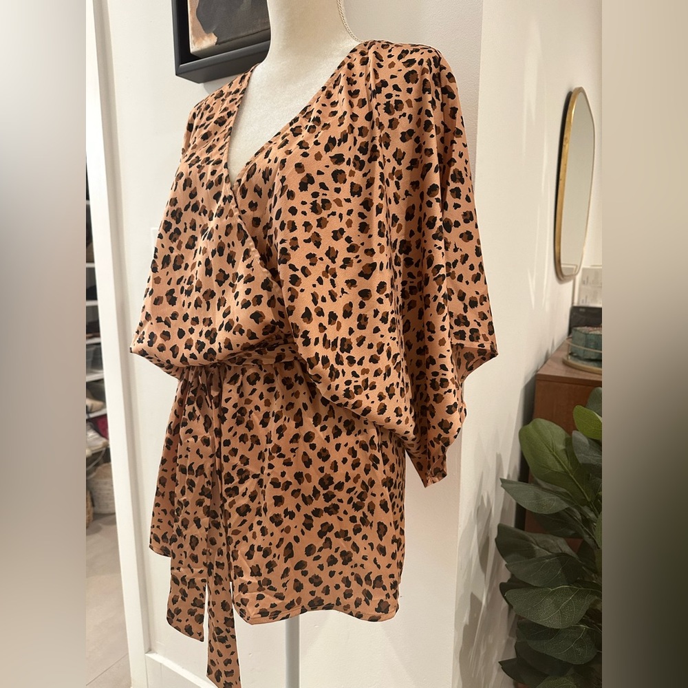 ❌SOLD ❌ Aakaa - Leopard Kimono romper